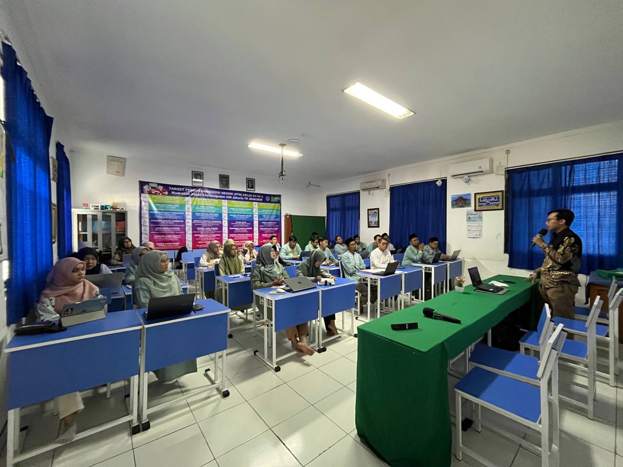 MA Pembangunan Gelar Pelatihan Pengelolaan Jurnal Ilmiah Bereputasi