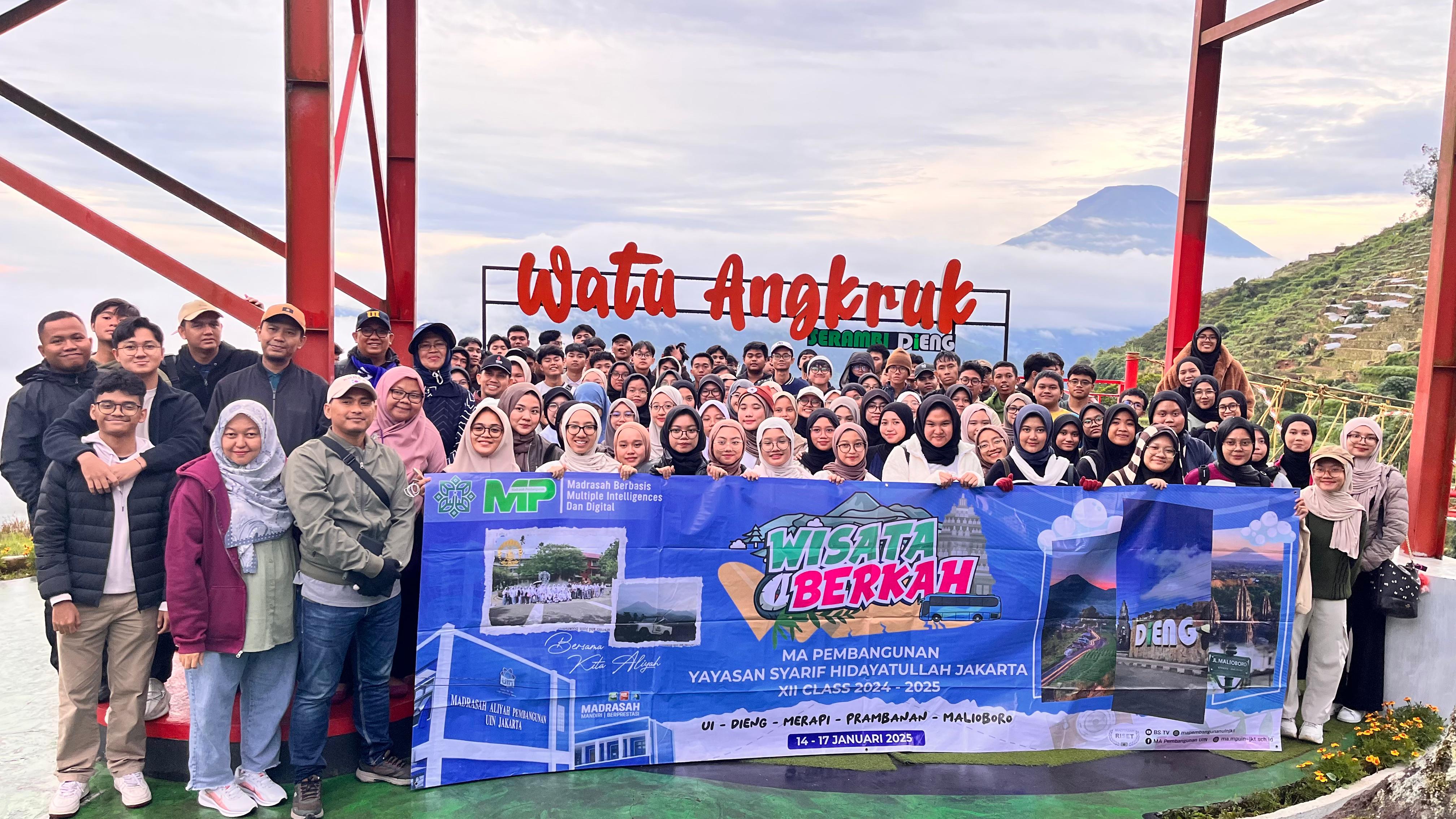 Wisata Berkah Kelas XII: Menjelajahi Wonosobo dan Yogyakarta